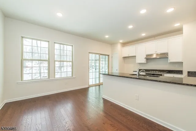 $4,000 | 92 Albert Court, Randolph, NJ 07869