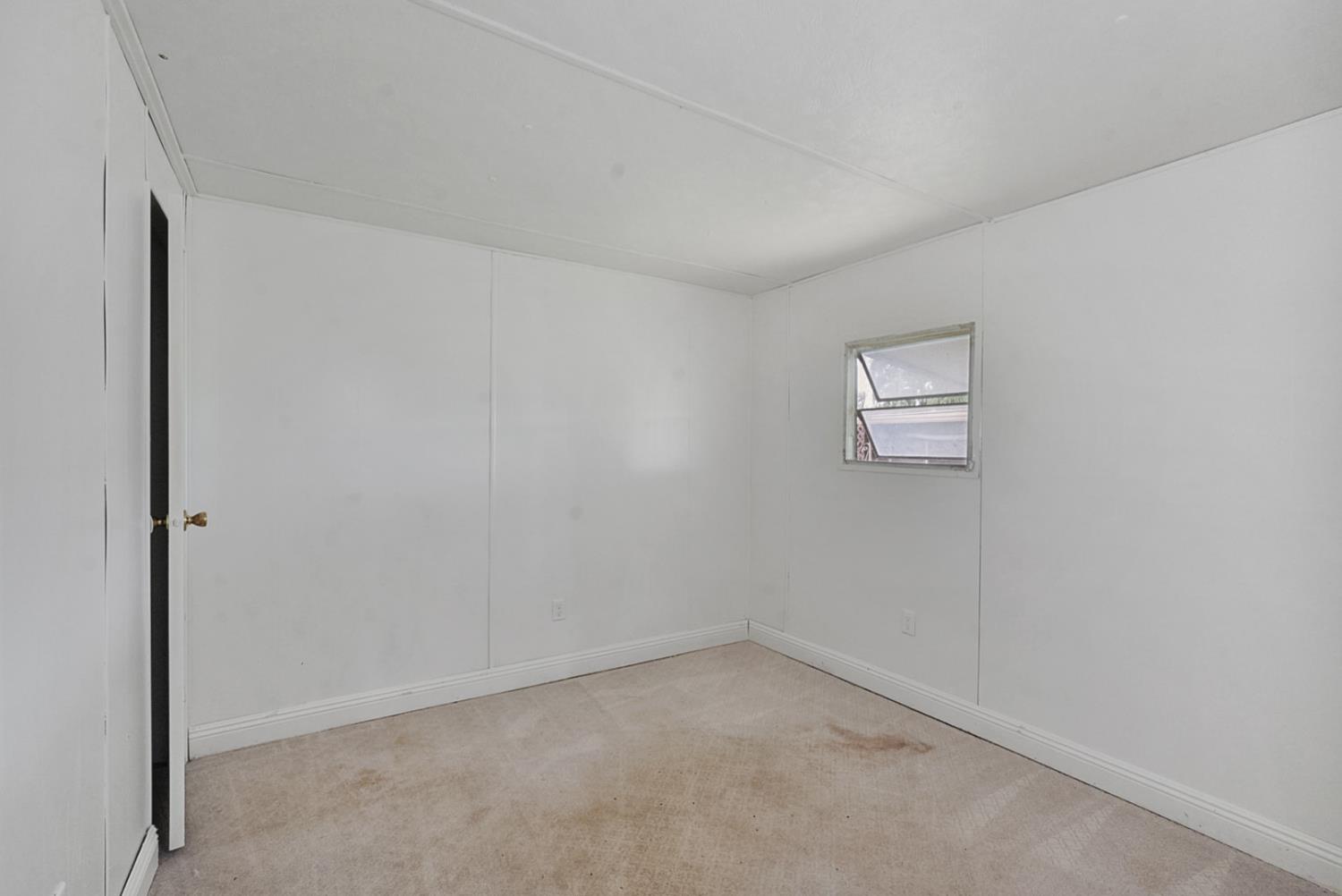 3505 Gateway Road, Unit F242 Bethel Island, CA 94511 - Photo 10 of 22 a view of an empty room