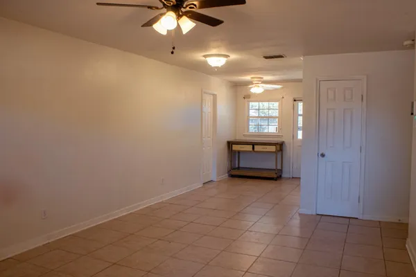 $1,400 | 2820 62nd Street, Lubbock, TX 79413