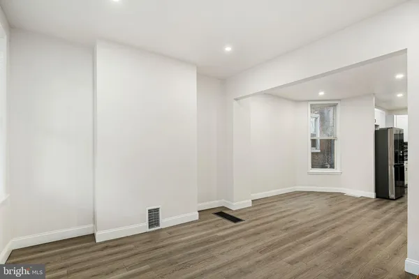 $1,800 | 5907 Osage Avenue, Unit 1, Philadelphia, PA 19143