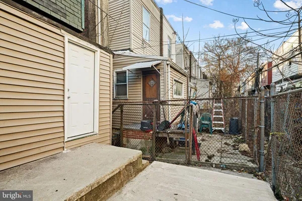 $1,800 | 5907 Osage Avenue, Unit 1, Philadelphia, PA 19143