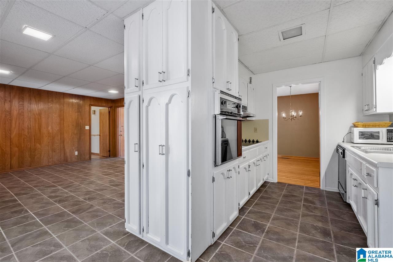 2000 Thornhill Road Fultondale, AL 35068 - Photo 4 of 34