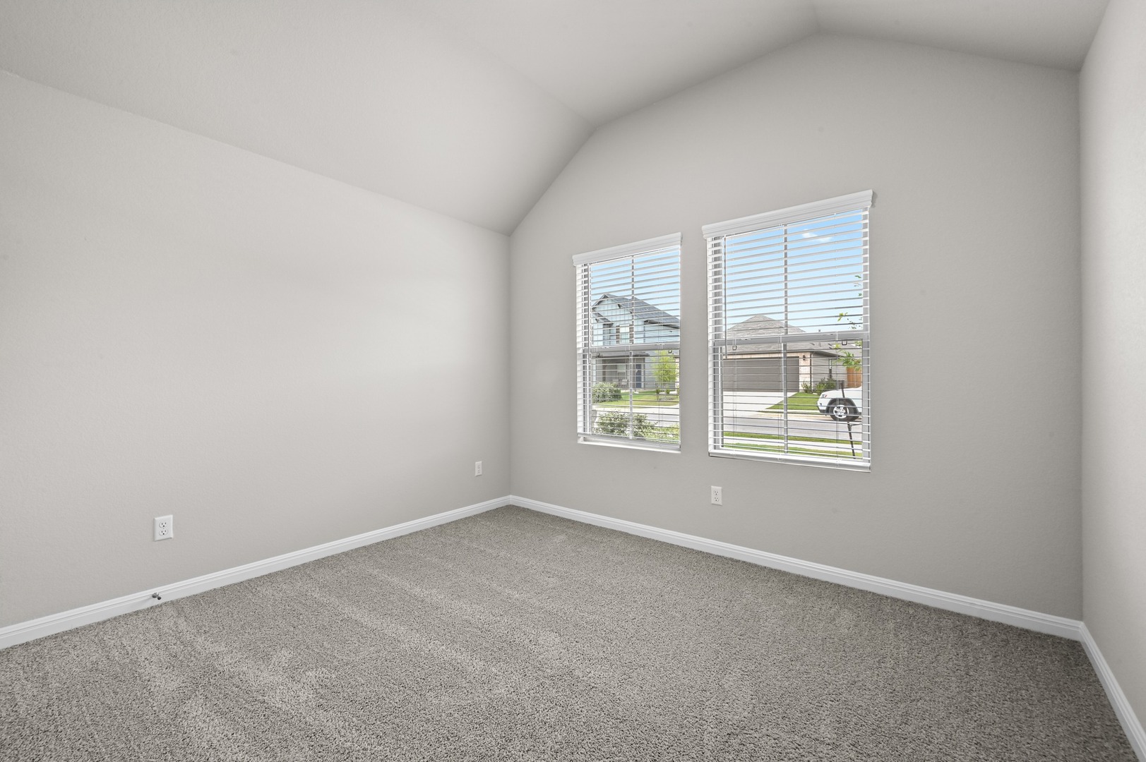 332 Bendecido Loop Elgin, TX 78621 - Photo 19 of 39