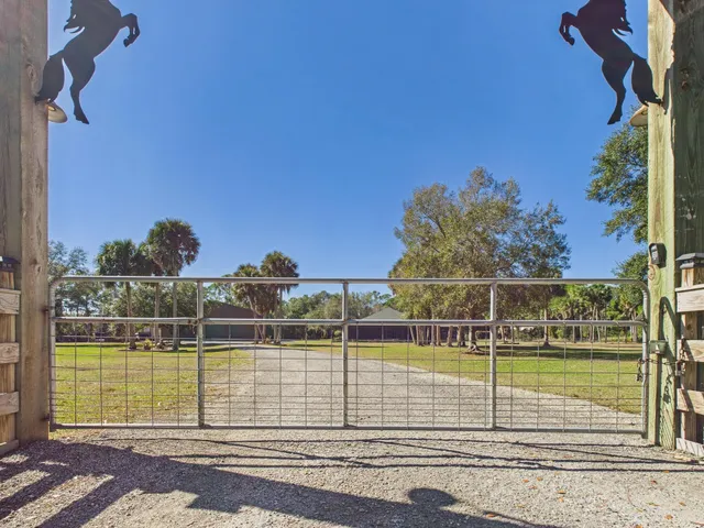 $1,299,000 | 32801 Highway 441, Unit 52, Okeechobee, FL 34972