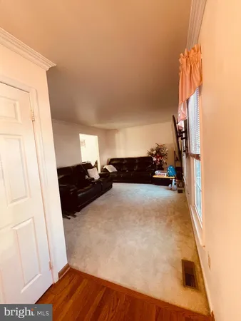 $2,990 | 404 Navaho Drive, Frederick, MD 21701