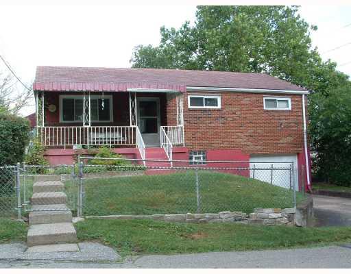 3723 Ramo Street Pittsburgh, PA 15204 - Photo 1 of 5 Exterior Front.