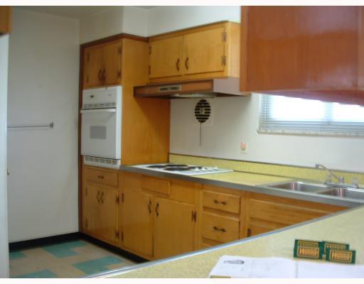3723 Ramo Street Pittsburgh, PA 15204 - Photo 3 of 5 Kitchen.