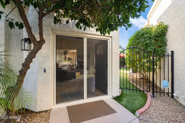 $4,950 | 9690 North 105th Street, Scottsdale, AZ 85258