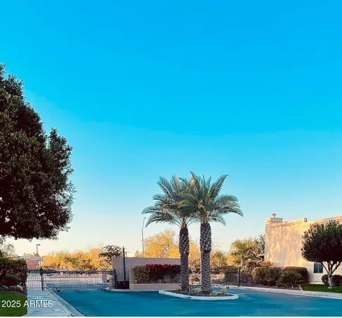 $4,950 | 9690 North 105th Street, Scottsdale, AZ 85258