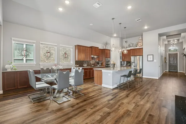 $621,500 | 210 Barton Run Drive, Georgetown, TX 78628