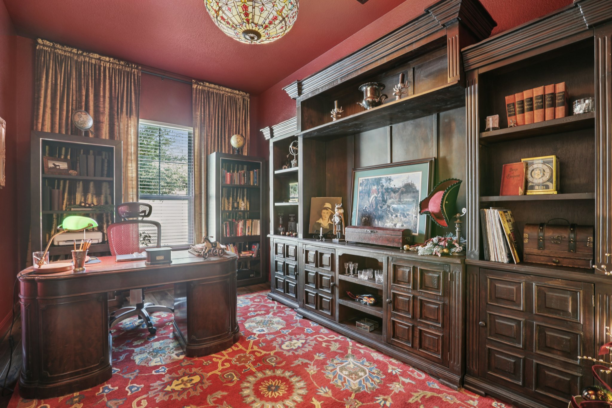 210 Barton Run Drive Georgetown, TX 78628 - Photo 22 of 40 a room with furniture