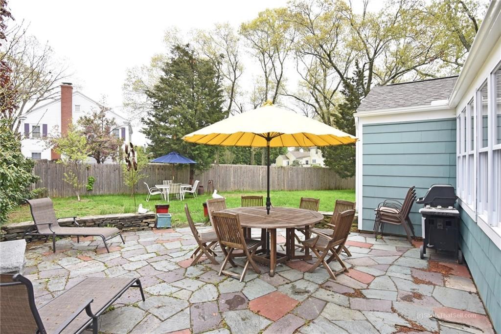 70 Coldbrook Road Warwick, RI 02888 - Photo 5 of 12 Gallery Image 5