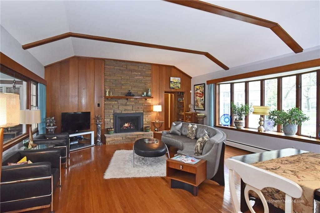 70 Coldbrook Road Warwick, RI 02888 - Photo 9 of 12 Gallery Image 9