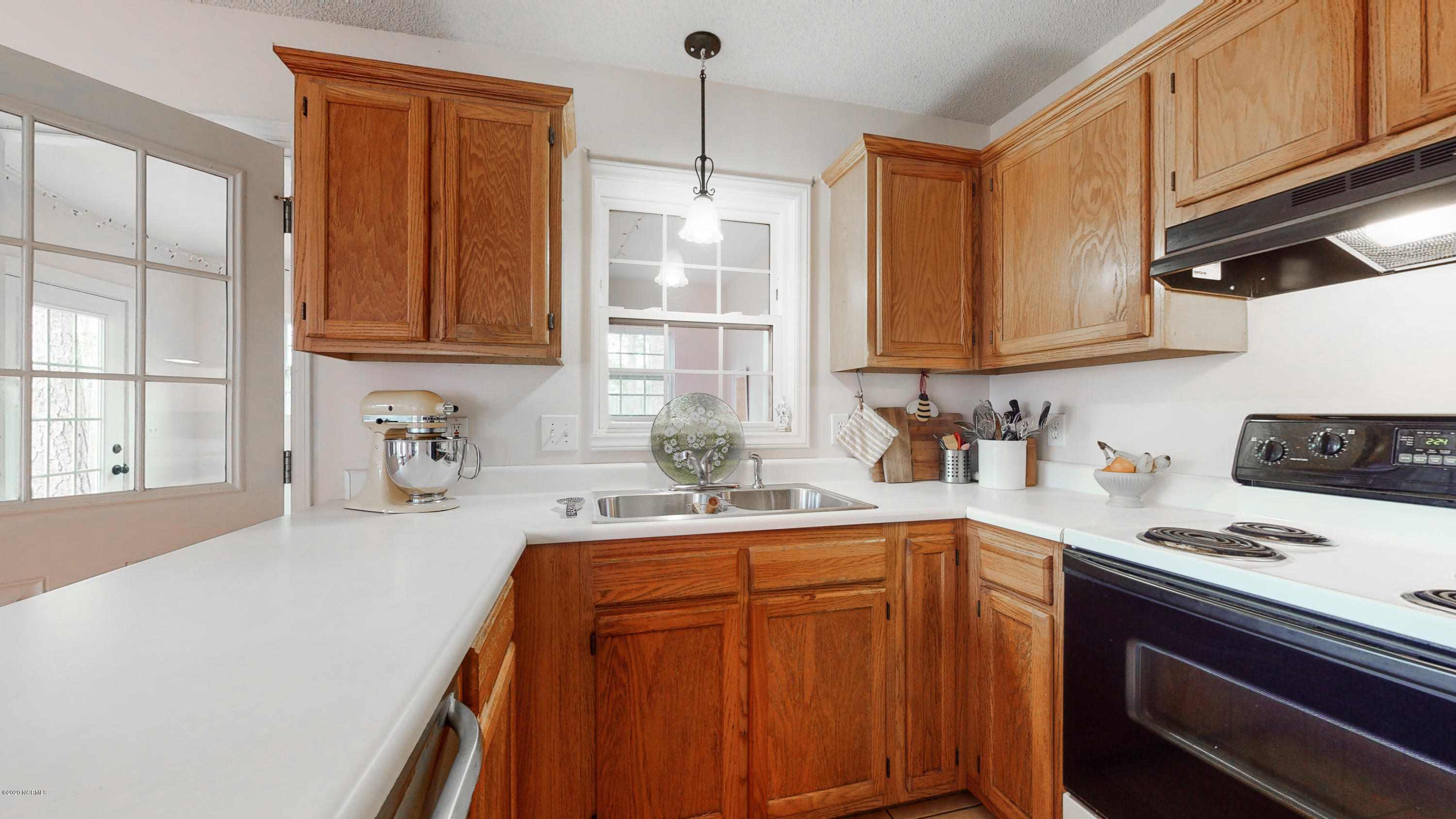 296 Hidden Valley Road Wilmington, NC 28409 - Photo 31 of 53 296 hidden valley-43