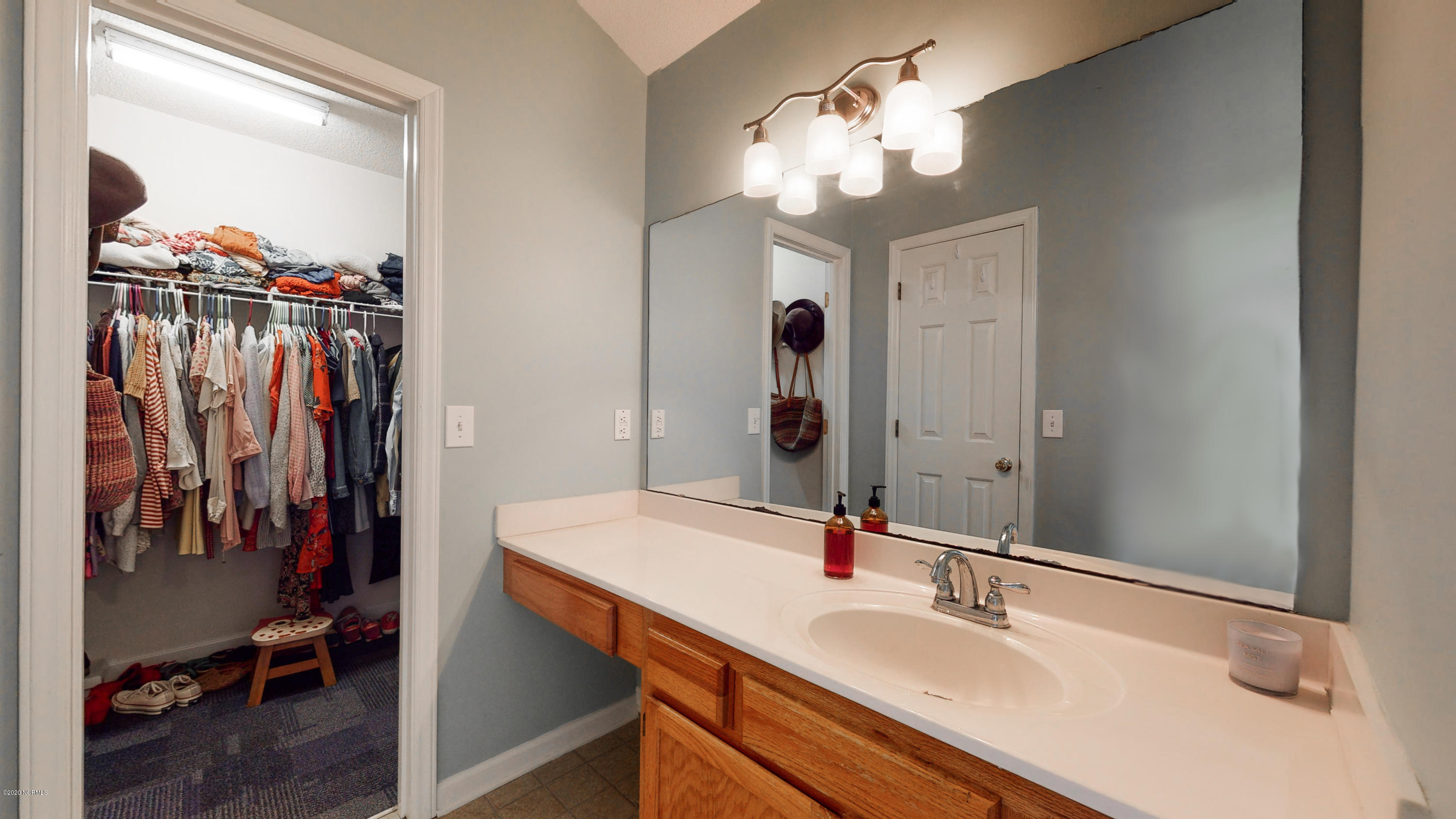 296 Hidden Valley Road Wilmington, NC 28409 - Photo 52 of 53 Master Bathroom
