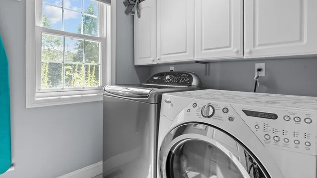 $1,100,000 | 2 Spinnaker Lane, Dartmouth, MA 02748