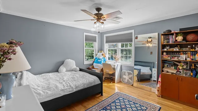 $1,100,000 | 2 Spinnaker Lane, Dartmouth, MA 02748