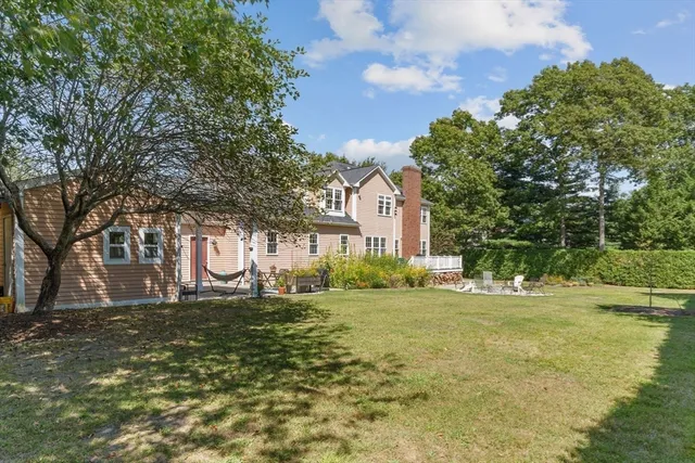 $1,100,000 | 2 Spinnaker Lane, Dartmouth, MA 02748