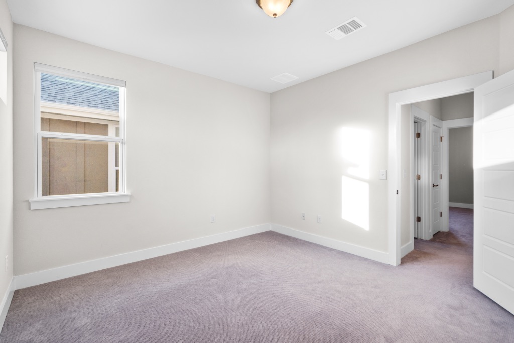 1004 Banyon Street Austin, TX 78757 - Photo 26 of 33 a view of empty room with window