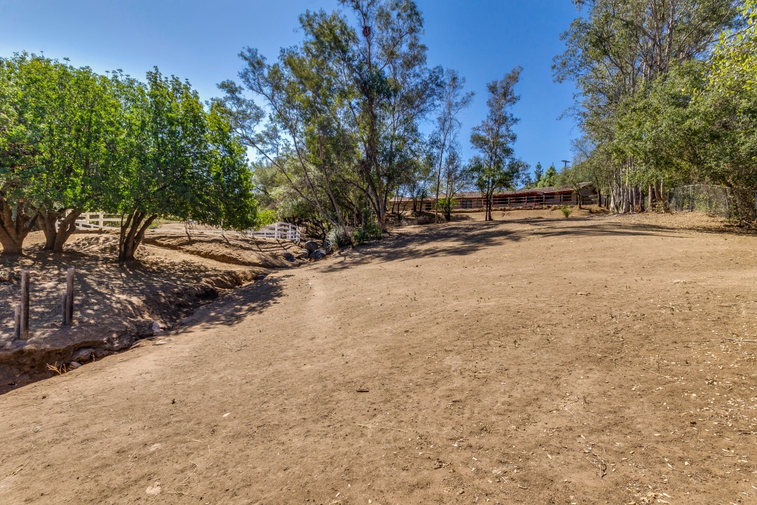 364 Galloway Valley Road Alpine, CA 91901 - Photo 3 of 25