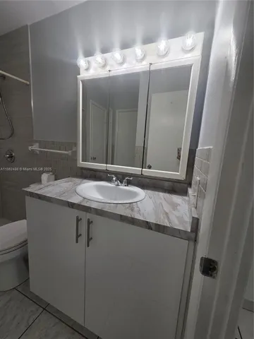 $165,000 | 348 South Federal Highway, Unit 5, Dania Beach, FL 33004