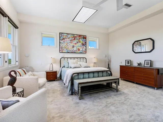 $3,245,000 | 5800 Tidewood Avenue, Sarasota, FL 34231