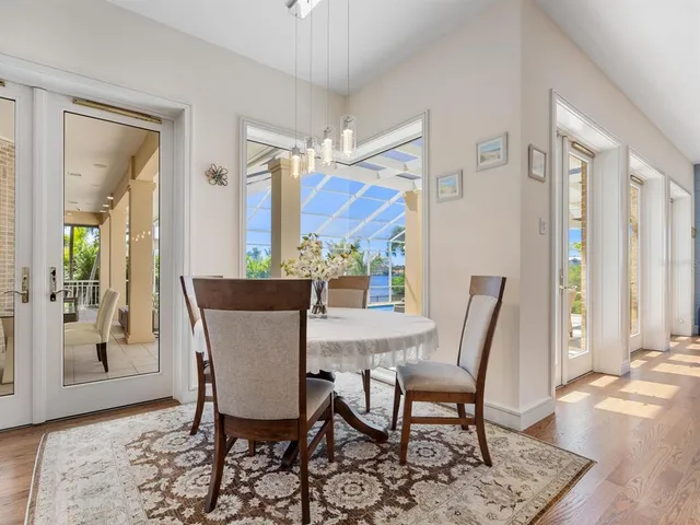 $3,245,000 | 5800 Tidewood Avenue, Sarasota, FL 34231