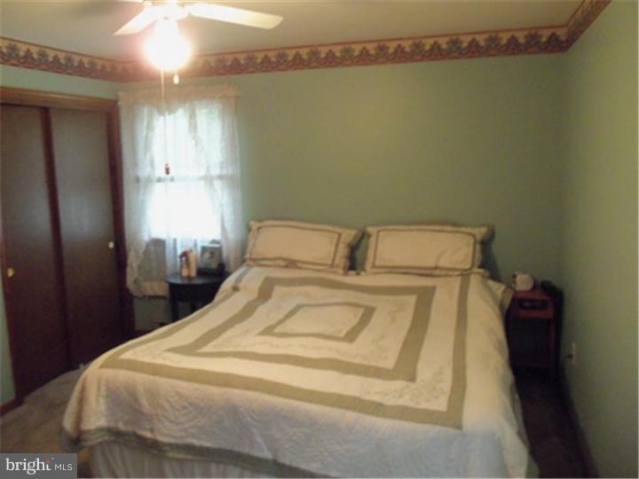 337 Lenape Road Bechtelsville, PA 19505 - Photo 8 of 24 Gallery Image 8