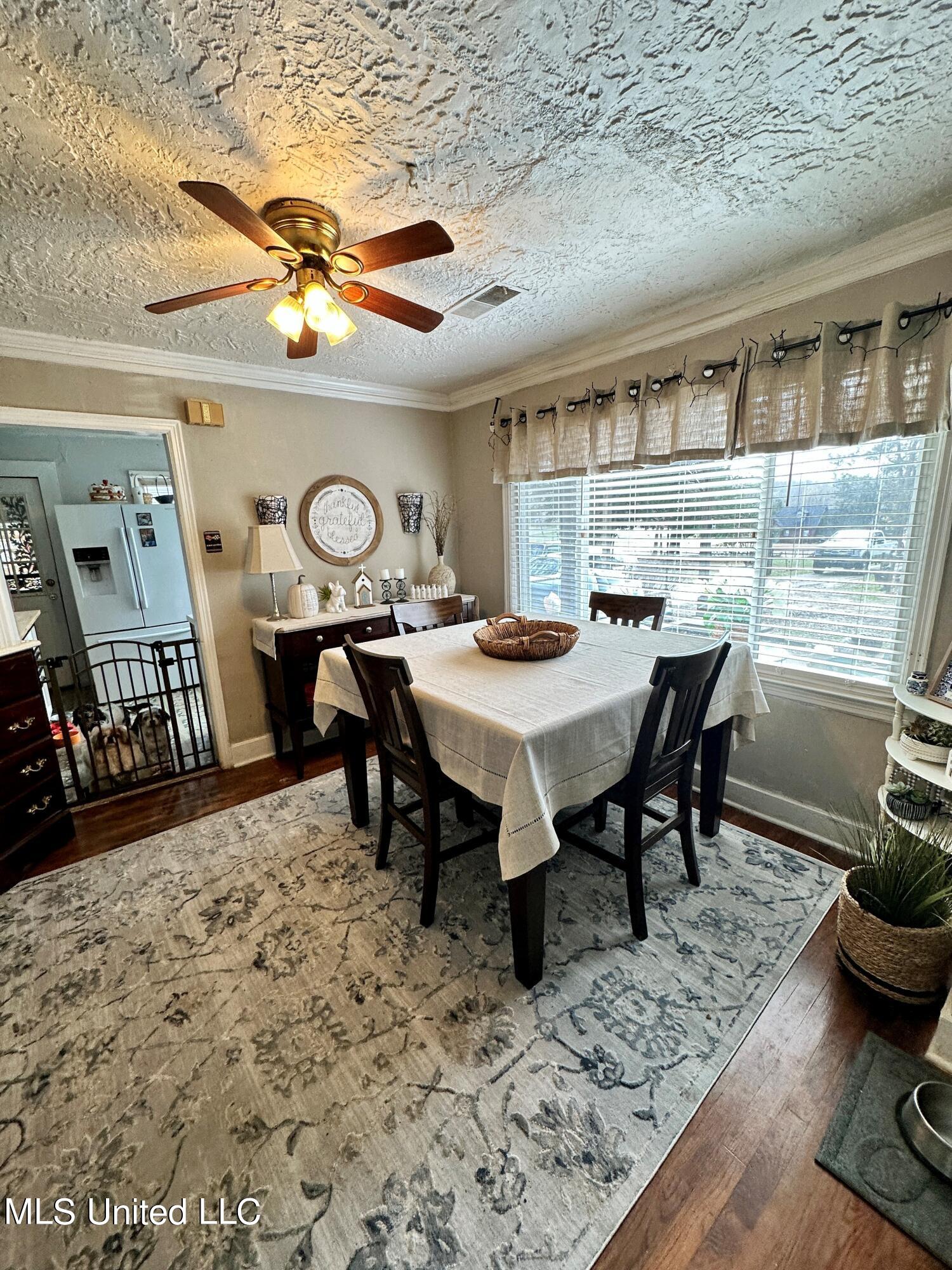 1114 West Oak Grove Road Hernando, MS 38632 - Photo 7 of 25 Dining room