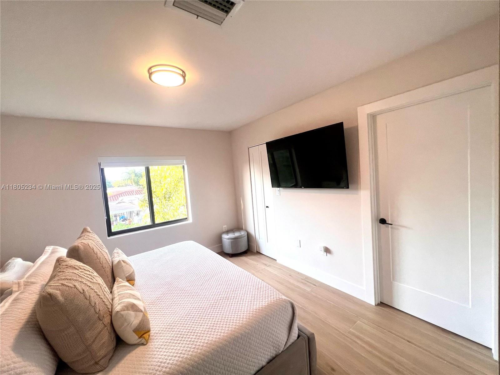 8753 Southwest 34th Street, Unit 1 Miami, FL 33165 - Photo 17 of 21