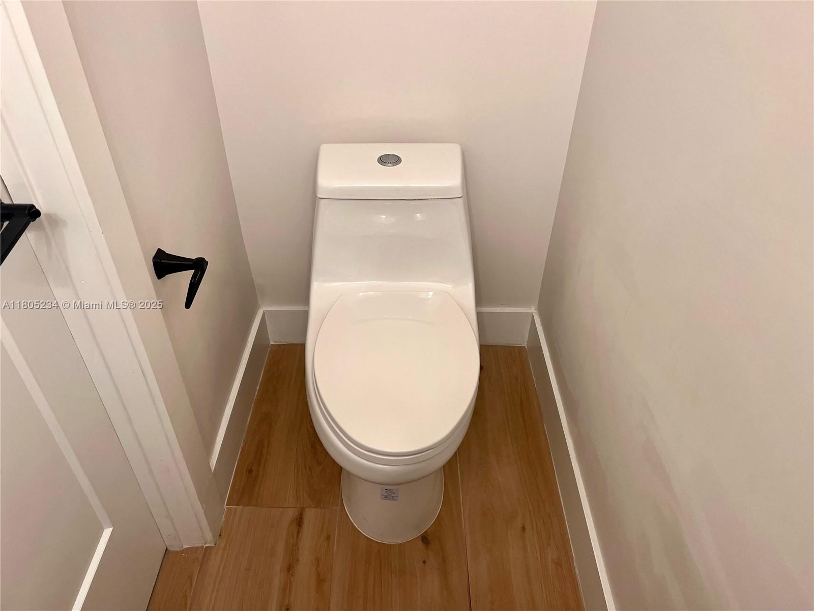 8753 Southwest 34th Street, Unit 1 Miami, FL 33165 - Photo 9 of 21