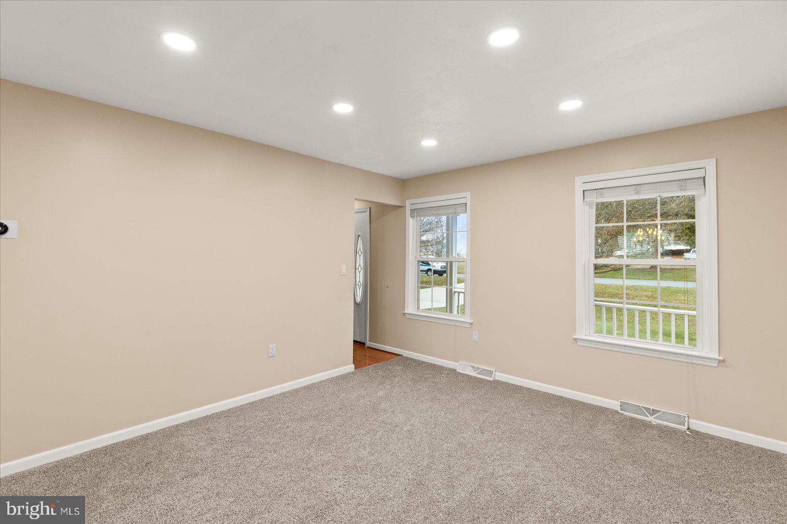 6475 Pamadeva Road Hanover, PA 17331 - Photo 17 of 47 an empty room with a window