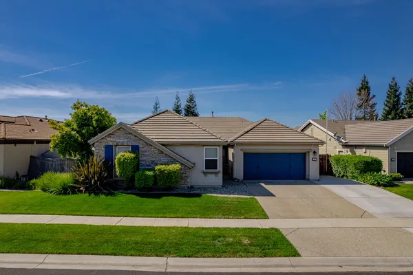 $499,999 | 1404 High Noon Drive, Plumas Lake, CA 95961