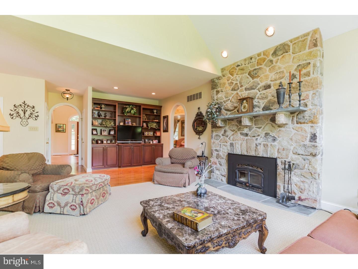 1025 Beaumont Road Berwyn, PA 19312 - Photo 11 of 25 Family Room
