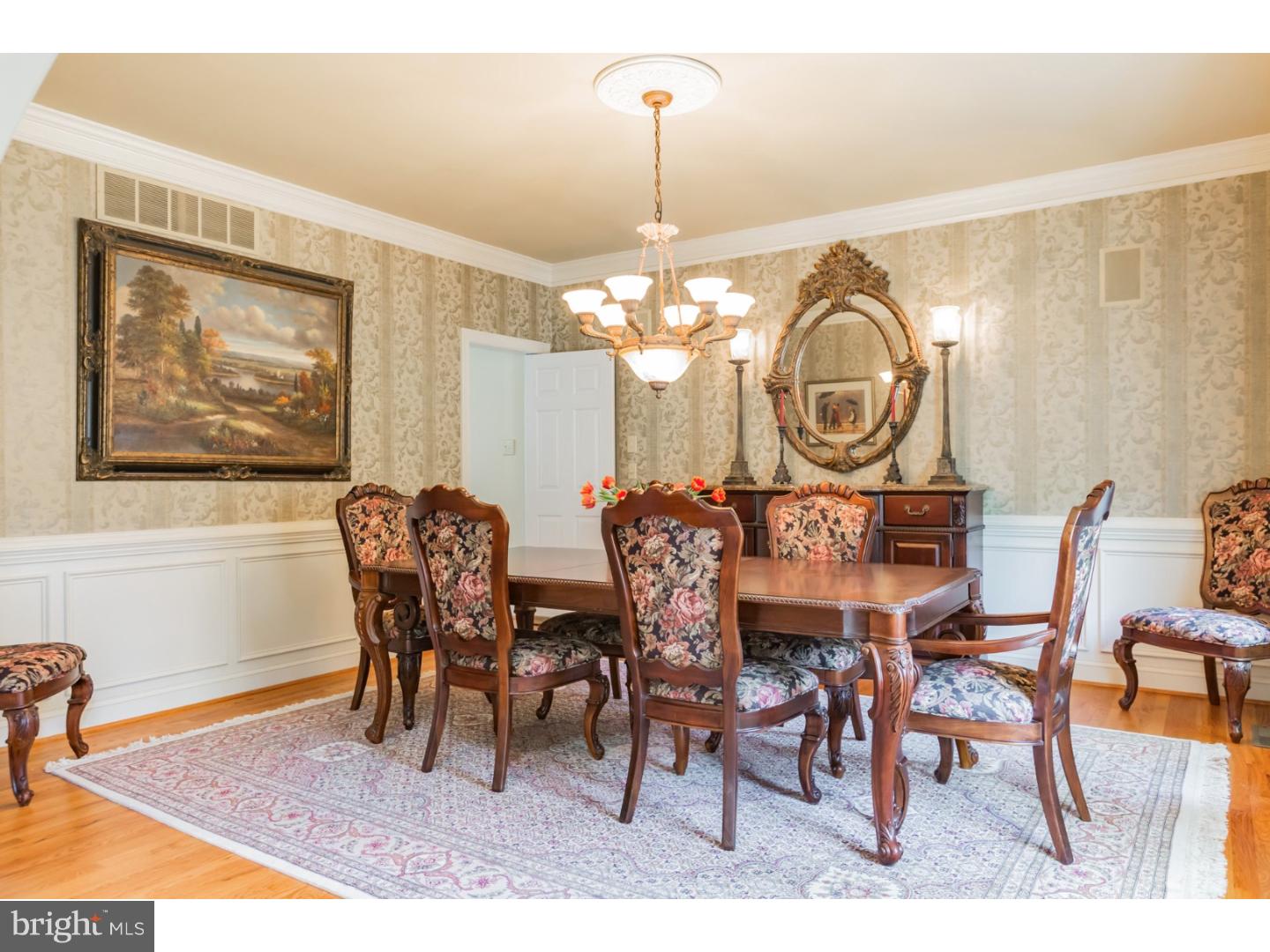 1025 Beaumont Road Berwyn, PA 19312 - Photo 3 of 25 Dining Room