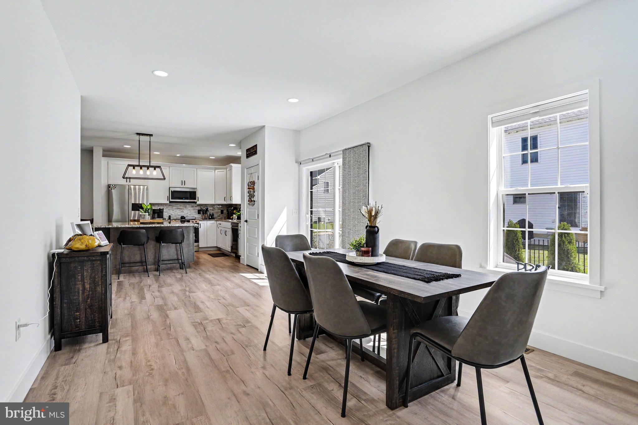 100 Meadows Bend Lititz, PA 17543 - Photo 13 of 31
