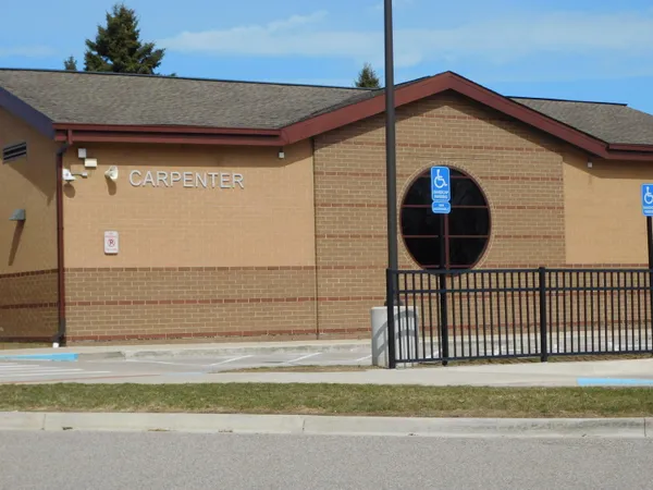 $449,800 | 3288 Hickory Drive, Lake Orion, MI 48359