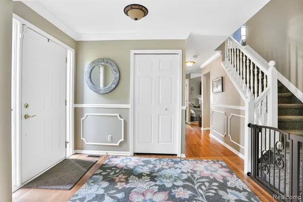 $449,800 | 3288 Hickory Drive, Lake Orion, MI 48359