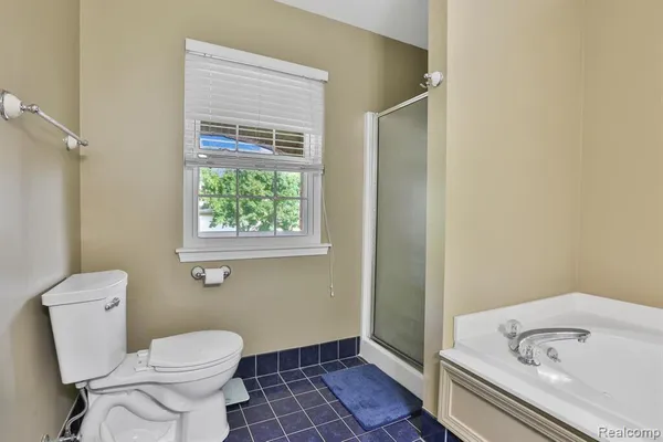 $449,800 | 3288 Hickory Drive, Lake Orion, MI 48359