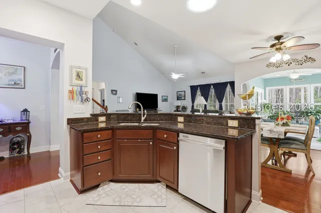 $585,000 | 904 Serenity Point Drive, Bluffton, SC 29909