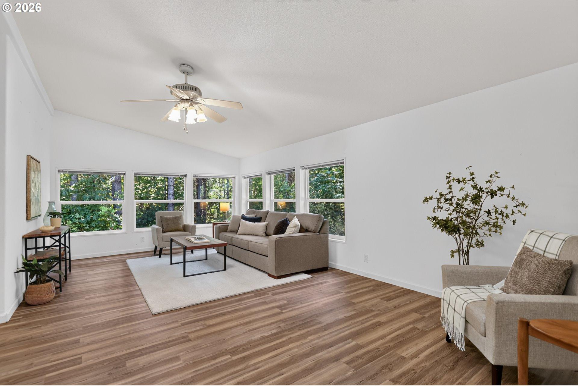 11 Graves Road White Salmon, WA 98672 - Photo 17 of 48 Gallery Image 17