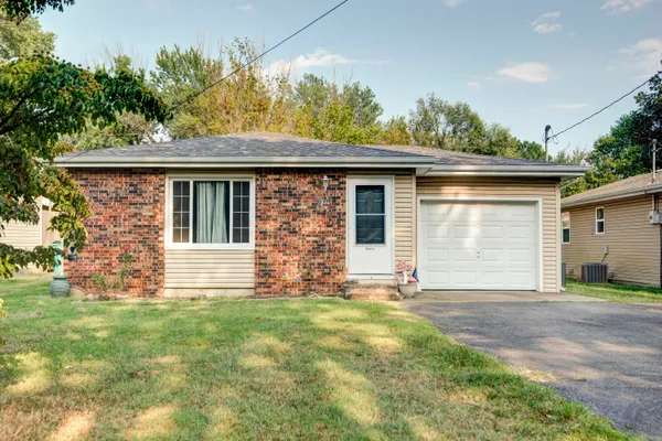 $155,000 | 2844 North Summit Avenue, Springfield, MO 65803