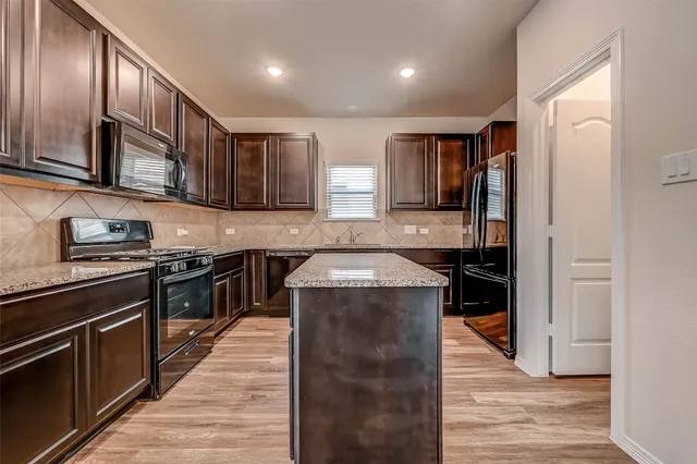 $2,195 | 2234 Patriot Bend, Missouri City, TX 77489