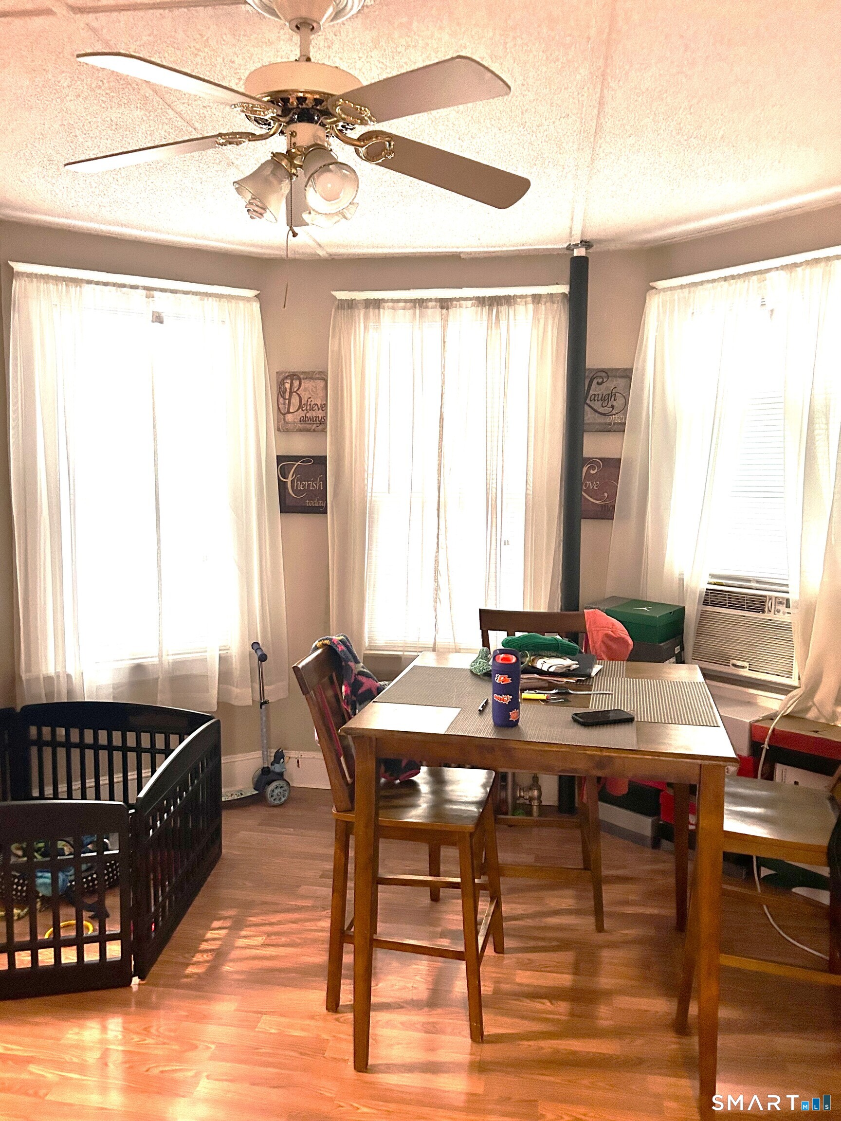 23 Edward Street New Britain, CT 06051 - Photo 3 of 16