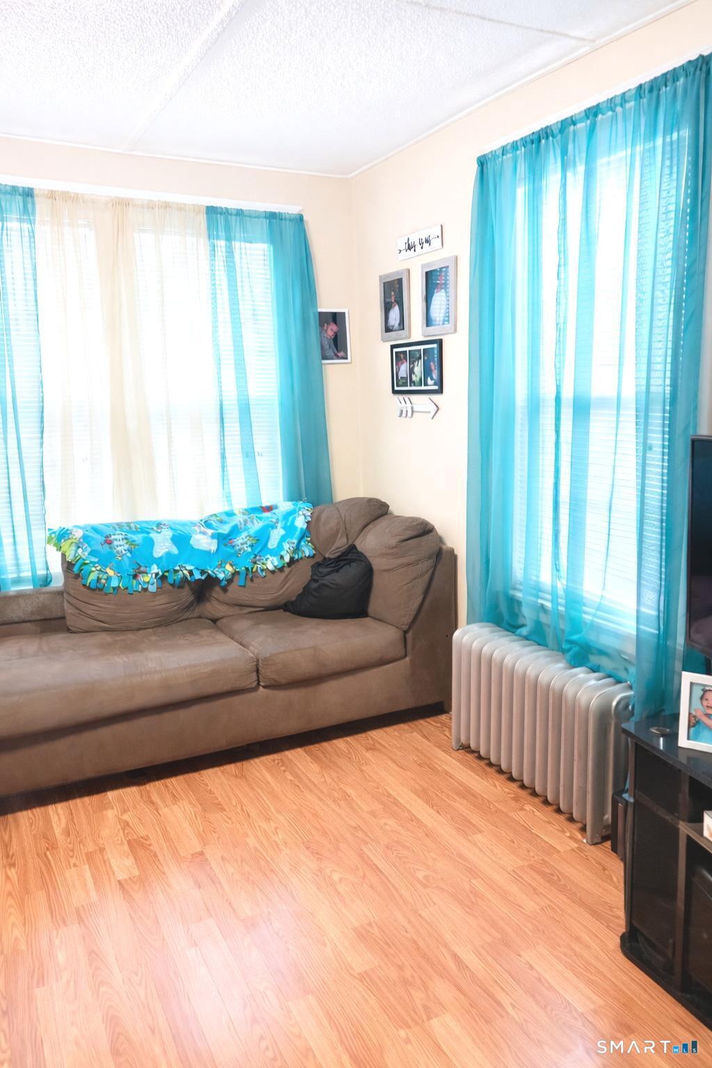 23 Edward Street New Britain, CT 06051 - Photo 4 of 16 1st Floor