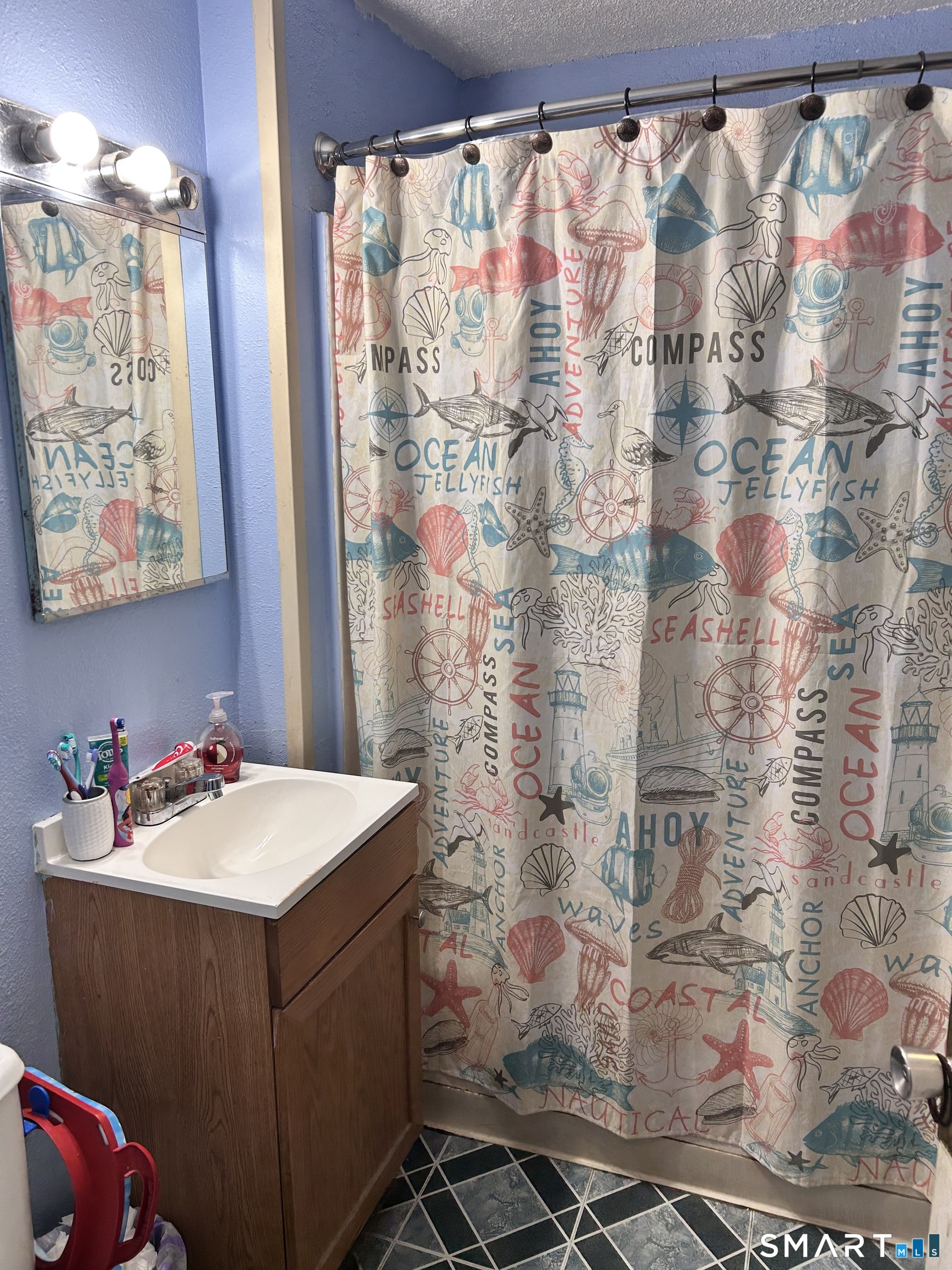 23 Edward Street New Britain, CT 06051 - Photo 8 of 16 1st Floor