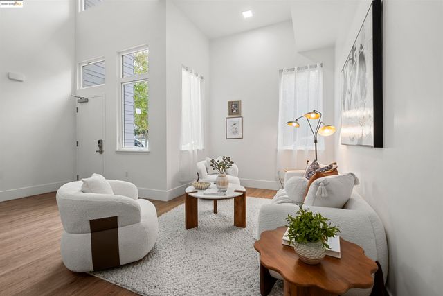 $399,900 | 1545 32nd Street, Unit 103, Oakland, CA 94608