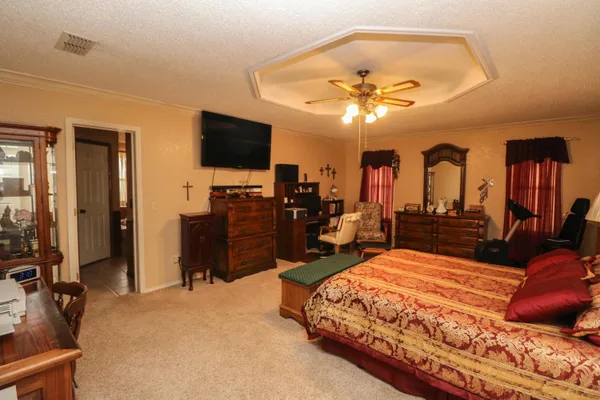 $445,500 | 2801 Phelps Avenue, Littlefield, TX 79339