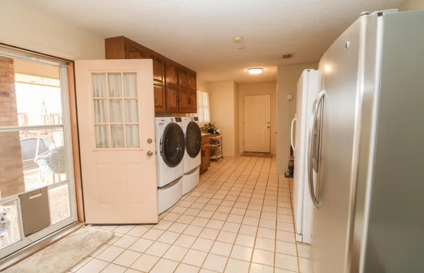 $445,500 | 2801 Phelps Avenue, Littlefield, TX 79339