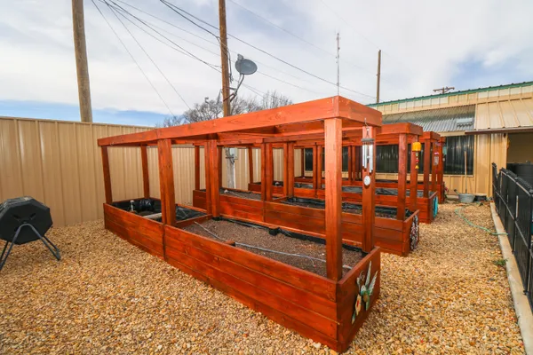$445,500 | 2801 Phelps Avenue, Littlefield, TX 79339